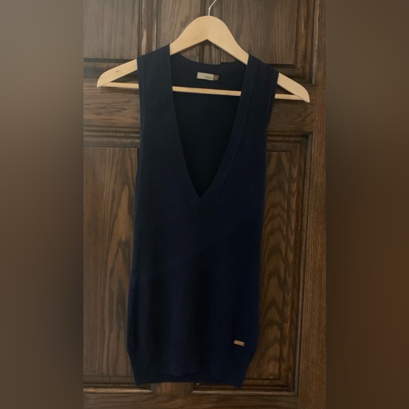 Aritzia Wilfred Navy Vest - Picture 1 of 4